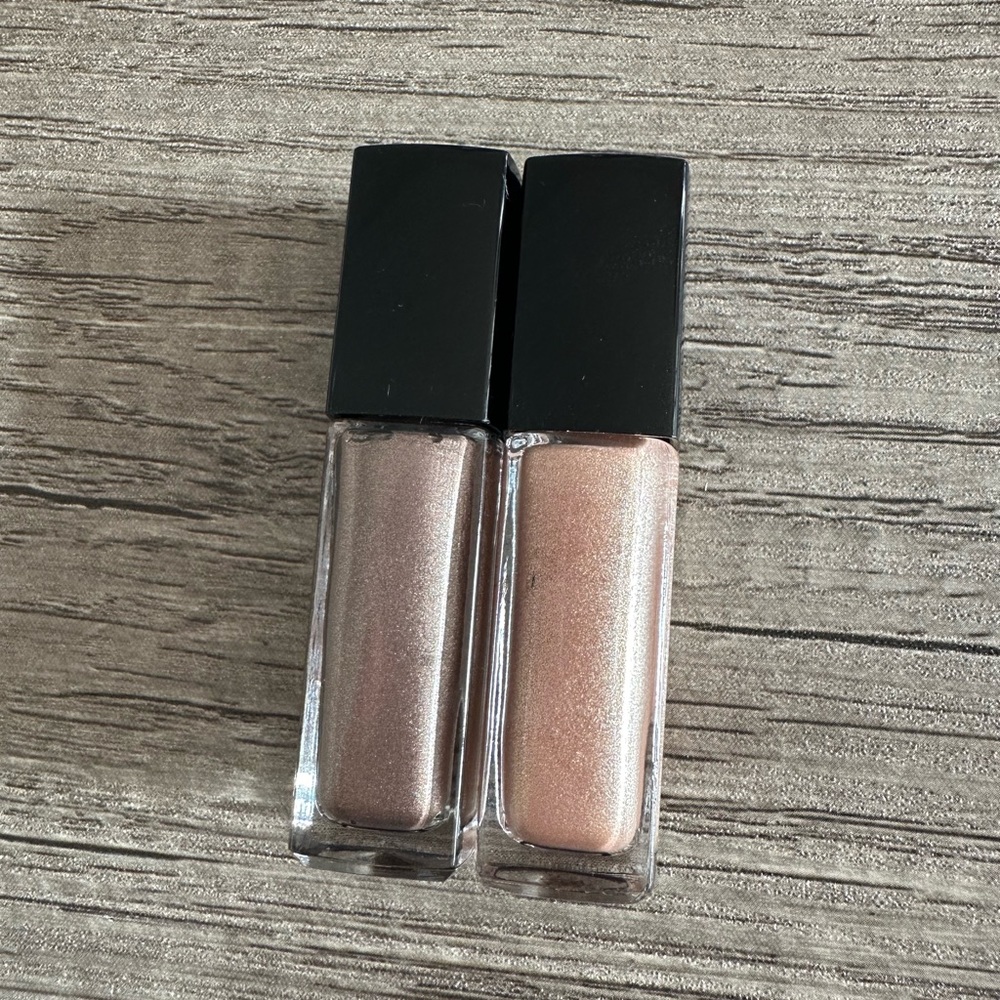 Chanel Liquid Eyeshadow